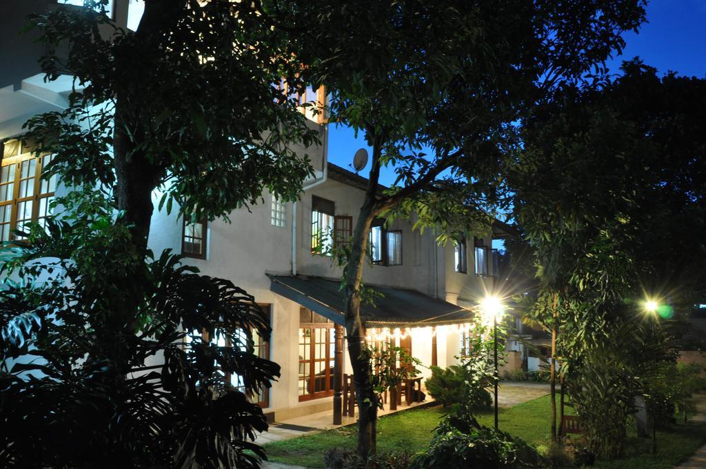 Homestay Garden Rest Канді Екстер'єр фото