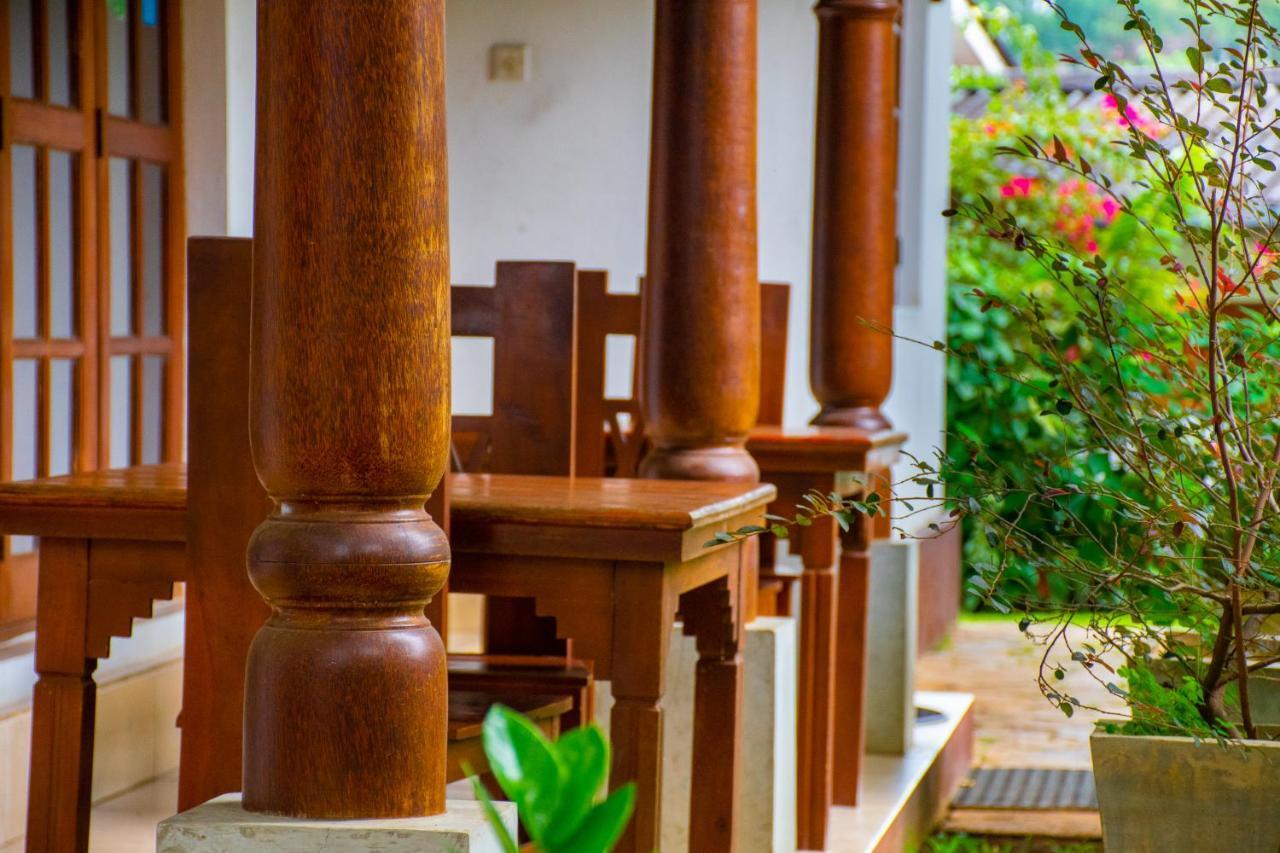 Homestay Garden Rest Канді Екстер'єр фото